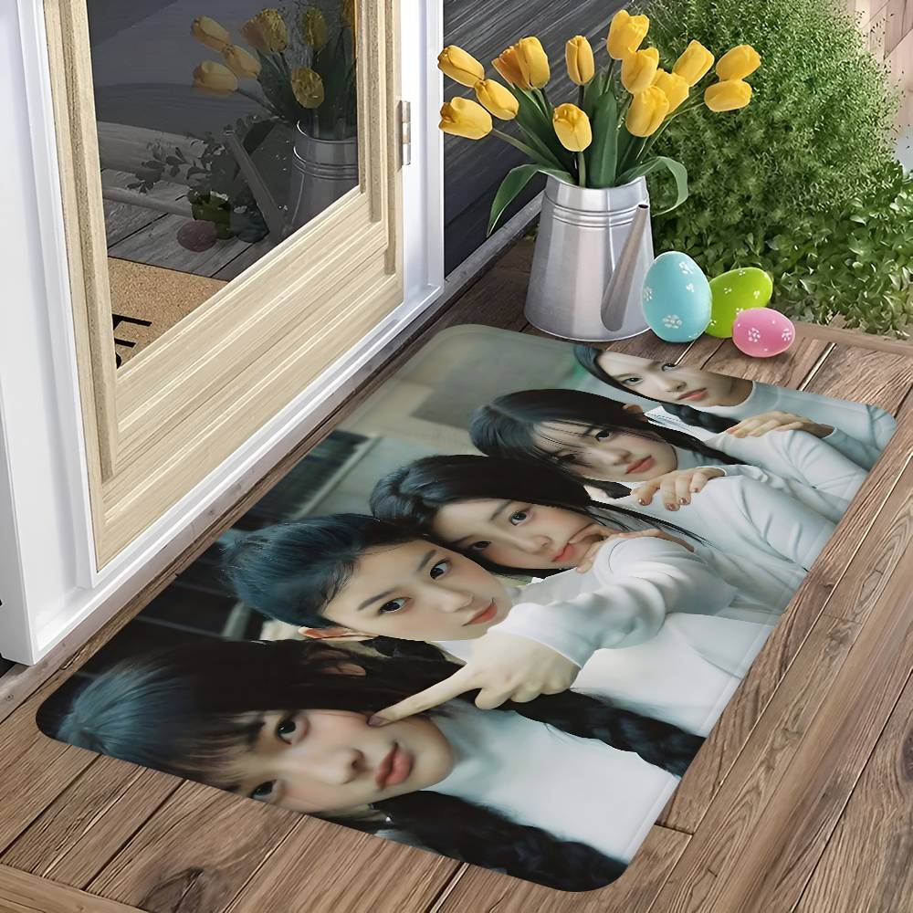 Tapete de Entrada Kpop Group I - Home Textiles Group avaliação e preço