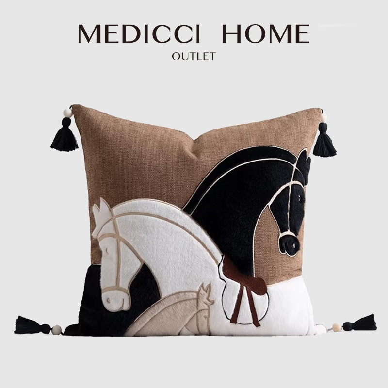 Capa de Almofada Bordada Artes - Pillow Cover 20X20 avaliação e preço